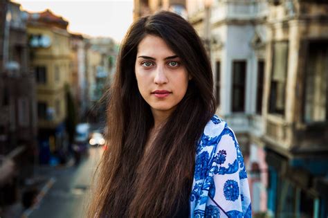Syrian Woman In Istanbul Turkey The Atlas Of Beauty