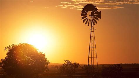 The Best Outback Sunsets To Witness In Queensland Redearth Boutique