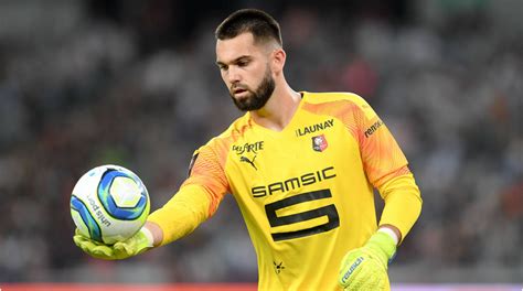 Gregor kobel fifa 21 career mode рейтинги игрока. Augsburg vor Verpflichtung von Koubek - Torwart ...