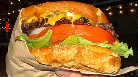 The Best Burgers In Polk County Laltoday