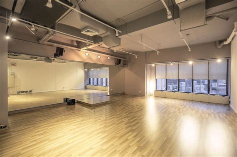 Home dance studio | Dance studio decor, Home dance studio, Dance rooms