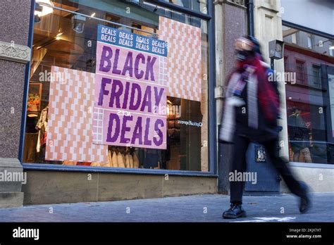 Black friday savvy hi-res stock photography and images - Alamy