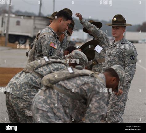 Drill Sergeant School Hi Res Stock Photography And Images Alamy