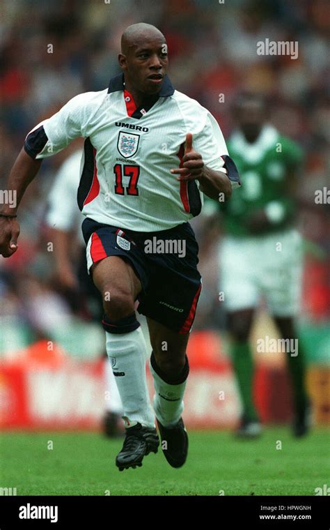 Ian Wright England And Arsenal Fc 03 October 1998 Stock Photo Alamy