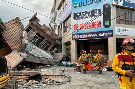 Major Quake Strikes Off Taiwan 2 Trapped In Building Collapse