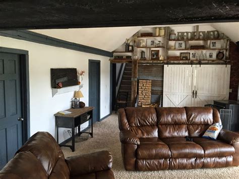 The things we do to each other 04. Under the Farmhouse Roof: Willing Cowboys & Barn Doors