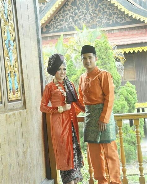 Pakaian Adat Kerinci Jambi Bali Pakaian Perkawinan Pakaian Tari