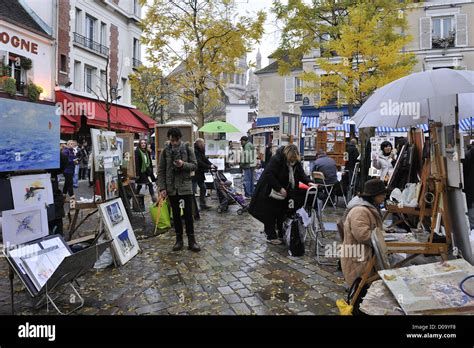 Street Artist In Montmartre Paris Stock Photo Alamy