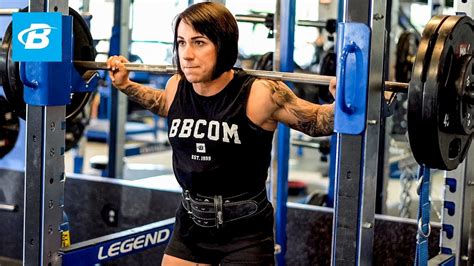 How The Strongest Female Powerlifter In History Trains Legs Laura Phelps Workout With The Pros