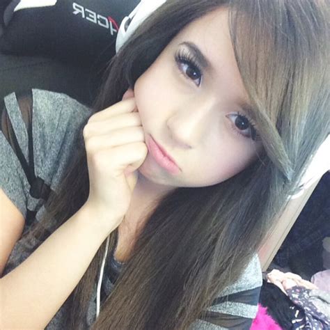 Pokimane Cute Pictures Pics Sexy Youtubers