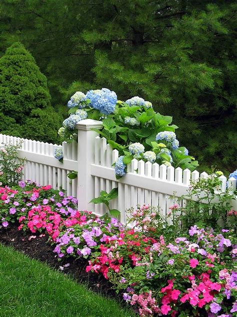 White Picket Fence Garden Ideas That Will Make You Say Wow Top Dreamer