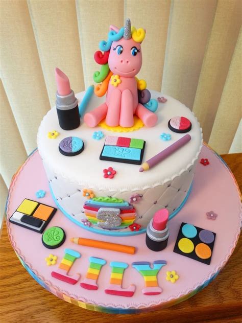 ¿cuáles son las mejores experiencias de este mundo de podremos adoptar una mascota, pescar, comprar una casa, decorarla y jugar a minijuegos con amigos. 44+ Tortas para Chicas que te Encantarán | Torta para ...