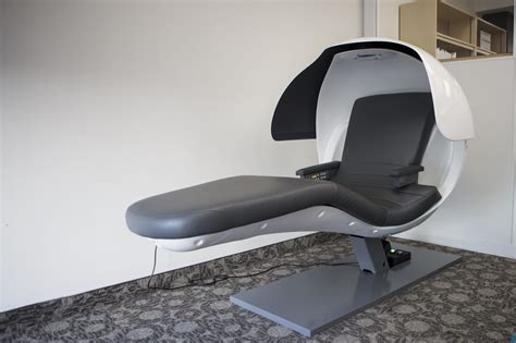 Claiming to be the world's first chair designed for napping in the workplace, it combines innovative tech with luxurious comfort and modern yet timeless design. Nap Pod - The University Of Maryland Now Has Napping Pods ...