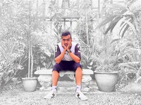 Jadi, tidak hairanlah saban hujung minggu atau cuti sekolah memang ramai pelancong yang datang bercuti di cameron highland. ( 5 Gambar) Foto Peribadi Nora Danish Dan Nedim Nazri ...