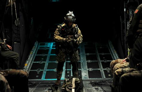 Photo Essay Special Tactics Airmen Jump At Night Us Air Force