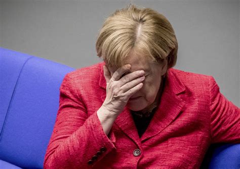 Vokietijoje Krizė Mesta šantažo Korta Delfi