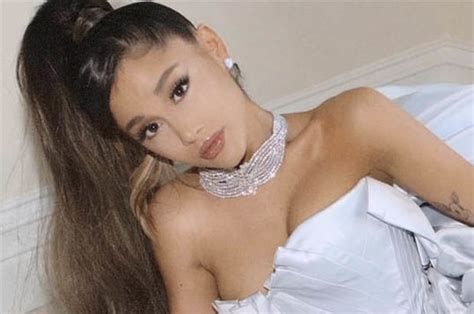 Grammy Awards 2019 Ariana Grande Celebrates Grammy Win With Sultry Instagram Exposé Daily Star