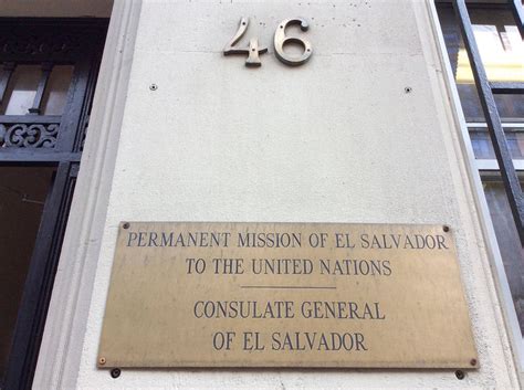 El Salvador Reabre Sus Consulados Reporte Hispano