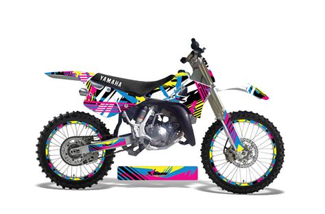 It now had its very own dedicated factory called the hamakita factory of nippon gakki. Yamaha YZ125 2 Stroke Dirt Bike Graphics: Flashback - MX ...