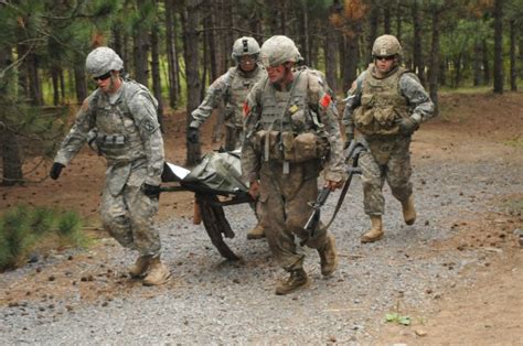 Medic Combat Medics Battle To Represent Division At Army Competition