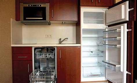 Trabajamos por medio de proyecto ya que de esta forma se aprecia. pequeas | Anaqueles de Cocina en Guayaquil MADERA 2806464
