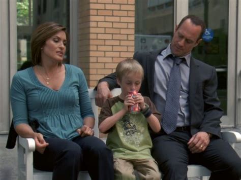 What happens when olivia and emily get olivia benson transfers from special victims in jersey to manhattan, meaning she has to move her 15 year old daughter, nicole, her 9 year old son. Watch Law & Order: Special Victims Unit Season 10 | Prime ...