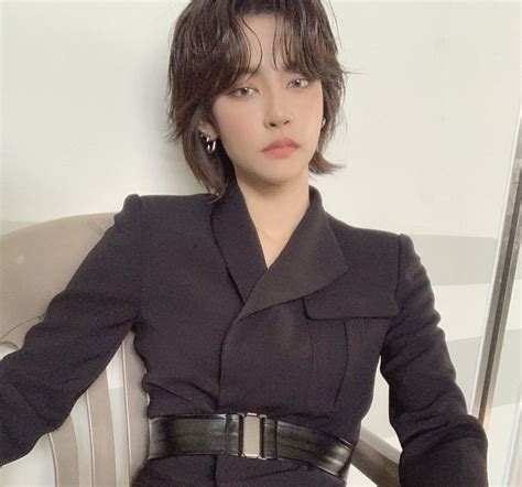 Maybe you would like to learn more about one of these? GWSN - Miya in 2020 | Mullet hairstyle, Girls short ...
