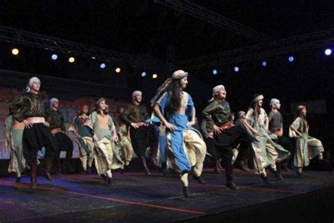 أنواع الرقص الفلسطيني تعرف على كل ما يخص الرقص الفلسطيني وأنواعه موقع معلومات