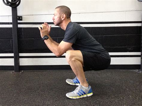 3 Key Squats Mistakes That Can Hamper Your Gain And Cause Injury