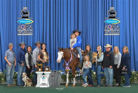 Casey Deary On Americas Supermodel Wins The Level 3 Junior Reining At