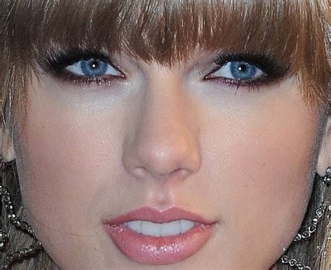 Taylor Swift Eye Makeup With Fringe Taylor Swift Eyes Taylor Swift