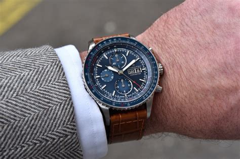 Chocks Away With The Hamilton Khaki Aviation Converter Auto Chrono