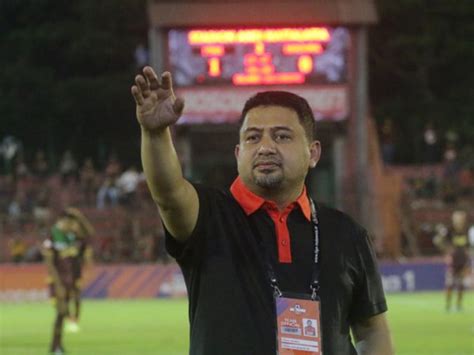 Yerel olarak en çok kızıl balık olarak çevrilen juku eja, takma adıyla bilinir. Pemain PSM Makassar Diminta tak Pulang Kampung Selama ...