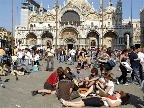 Venedig will Tourismus besser regeln | Wirtschaft | Bote ...