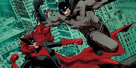25 Things Only True Fans Know About Batwoman