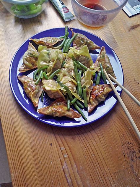 Dim sum merupakan sejenis masakan cina. Wan Tan oder thailändische Dim Sum (Rezept mit Bild ...