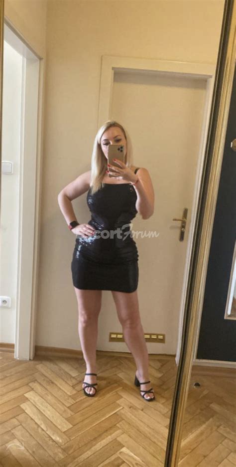 zoe sexy escort girl from prague czech republic hookers cz