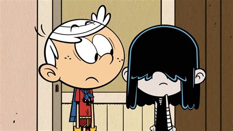 Watch The Loud House Season 1 Episode 8 The Loud House Hand Me Downersleuth Or Consequences