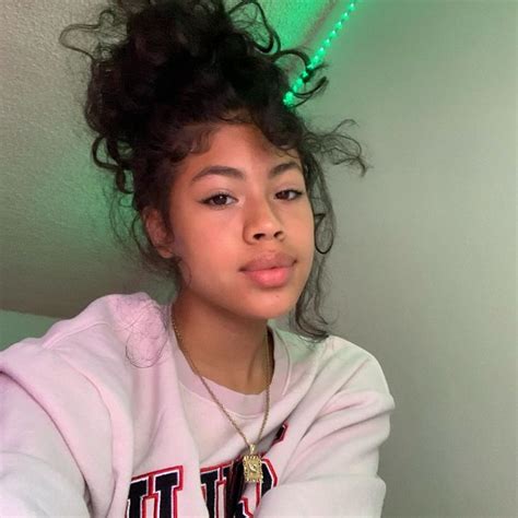 𝓥𝓮𝓻𝓼𝓪𝓬𝓮𝓫𝓪𝓫𝓮 In 2022 Light Skin Girls Cute Mixed Girls Edges Hair