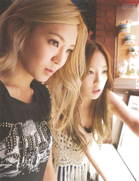 Girls’ Generation Taeyeon And Hyoyeon In The Girls Generation Girls Generation Girls