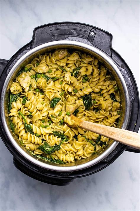 Instant Pot Pesto Chicken Pasta Is Filled With Amazing Pesto Flavour And Healthy Greens Like