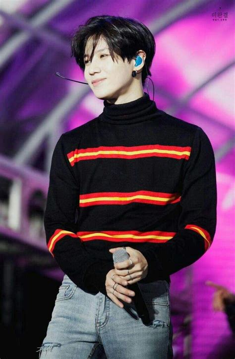 He debuted at age 14 as a member of the group shinee in may. Taemin | Wiki | K-Pop Amino