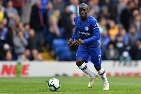 Kante grew up in a small flat in rueil malmaison, a small and dense suburban area in paris. N'Golo Kante: Chelsea star 'a major doubt' for Europa ...