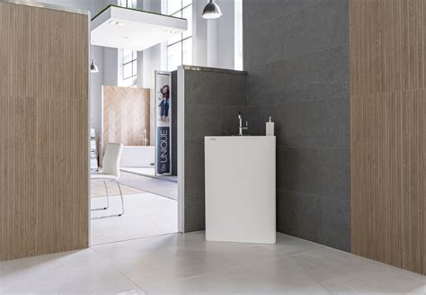 5 THINGS TO BRING WHEN VISITING OUR TILE STORES IN MIAMI | Prosein USA