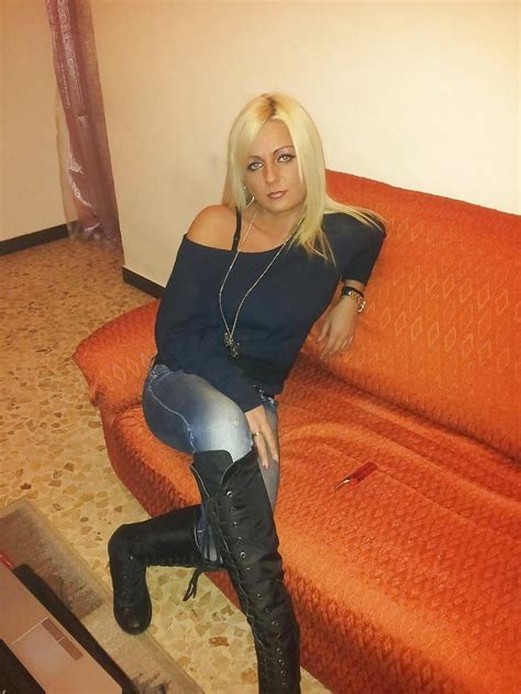 blonde ungarische nutte blonde hungarian prostitute photo 15 35 109 201 134 213