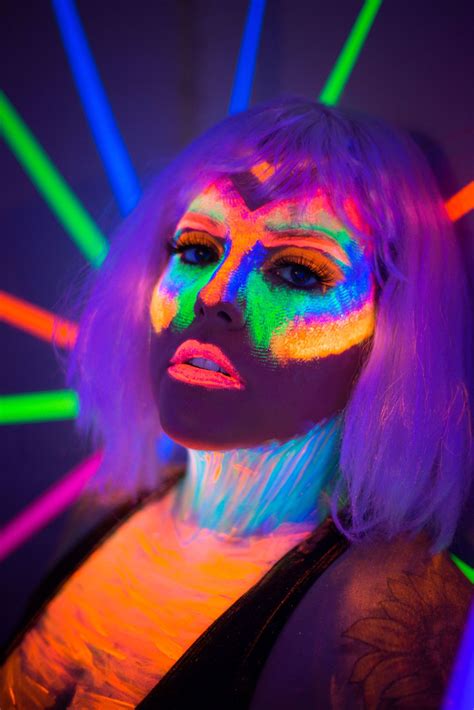 Blacklight Baby 2 See Photography Neon Photography Girl