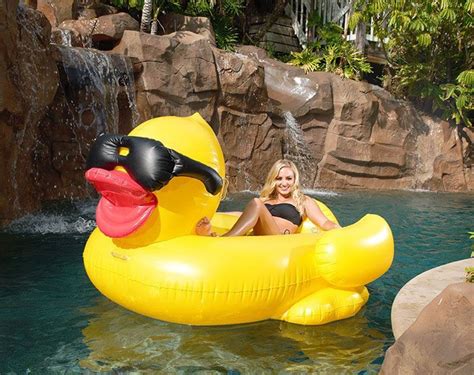 Best Giant Swimming Pool Floats 2017 Inflatable Pool Floats Pool