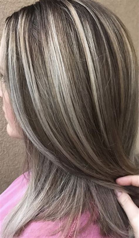Highlights Frosted Hair Blending Gray Hair Hair Styles
