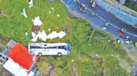 29 german tourists killed in madeira bus crash daily news