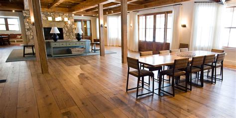 However, wider pieces are preferred for a more uniform appearance in the space. 9 Hot Wide Plank Floors for your Fort Worth Home